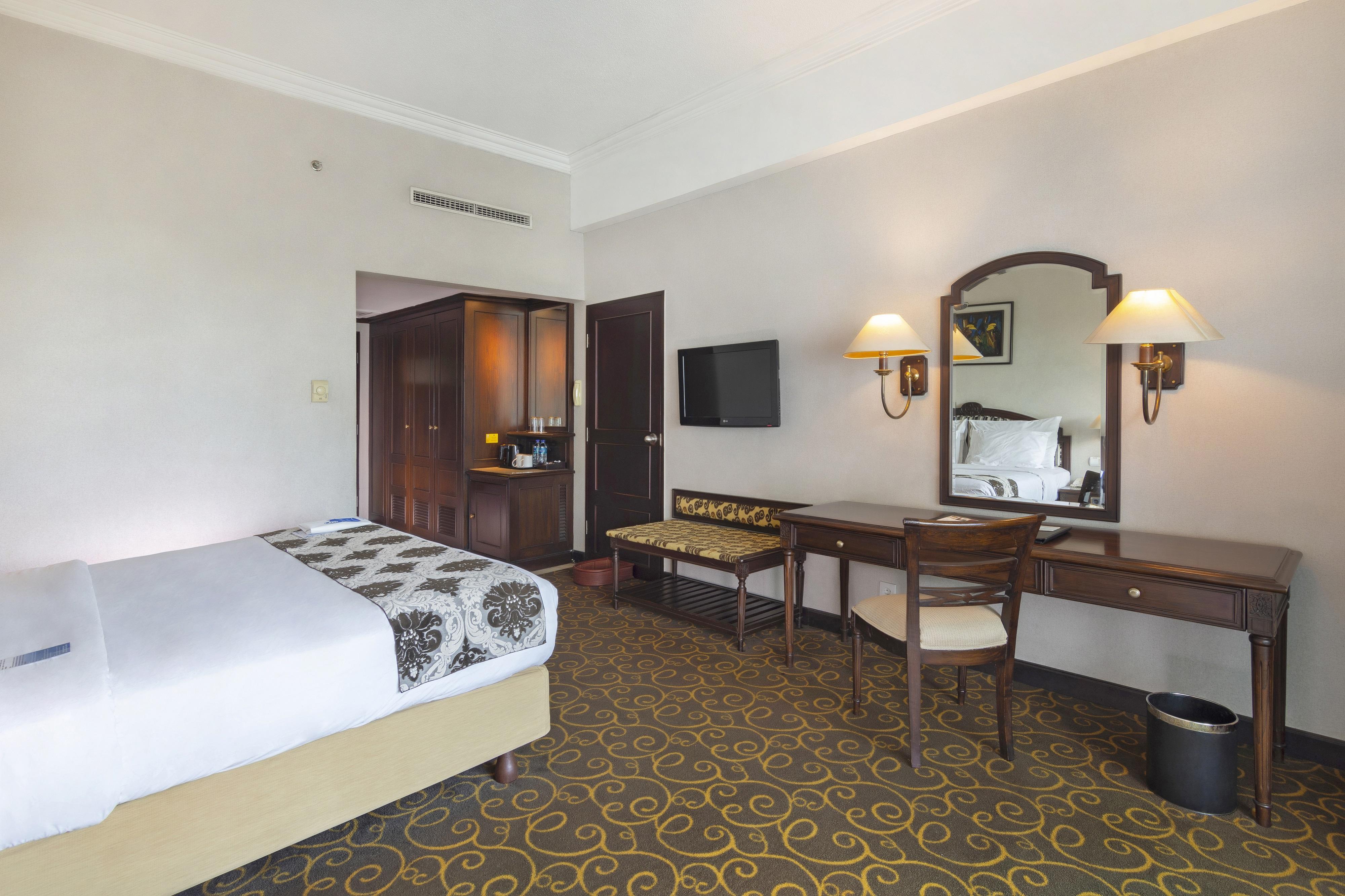 Blue Sky Hotel Balikpapan Esterno foto